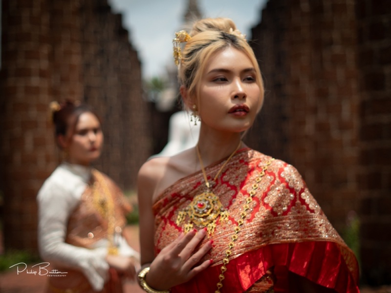 Models in Muang Boran